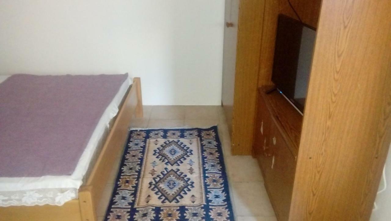 Apartmani Zlatko Pula Exterior foto